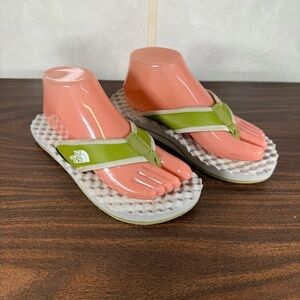 North Face Thong Sandals Women 7-8 Green White Flip Flop Waffle Preowned